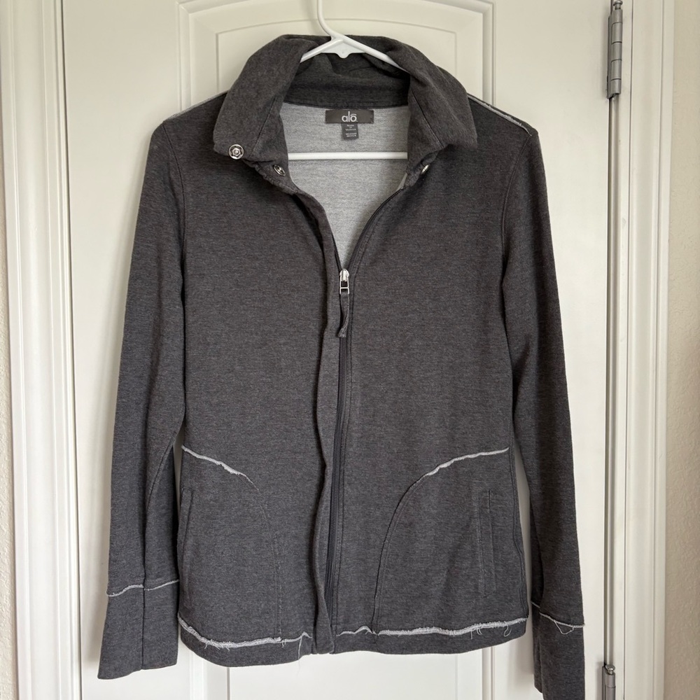 Alo Yoga Women’s Full Zip Snap Turtle Neck Workout Running Activewear- Size M